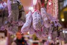 Comment adapter votre guillotine à saucisson aux différents types de saucissons